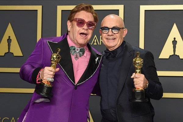 Elton John - Bernie Taupin - Gal Gadot - Sir Elton John - Sir Elton John and Bernie Taupin win best original song at the Oscars - breakingnews.ie - county Love