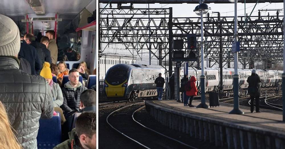 People trapped on broken down train for two-and-half-hours '150 metres' from Manchester Piccadilly after it loses power - www.manchestereveningnews.co.uk - Manchester