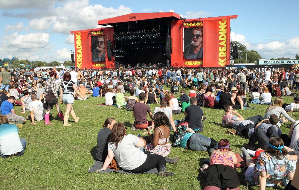 Reading &amp; Leeds Festival to unveil first names on line-up tomorrow - www.nme.com