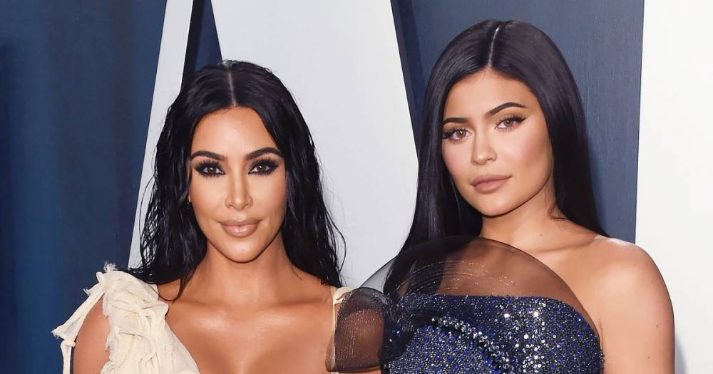 Kim Kardashian and Kylie Jenner Slay at the ‘Vanity Fair’ Oscars 2020 Afterparty … Even Though They Couldn’t Sit Down - www.usmagazine.com - Beverly Hills