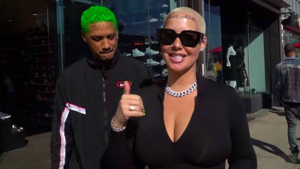 Amber Rose Gets Giant Forehead Tattoos in Honor of Her Sons: Pics - www.etonline.com
