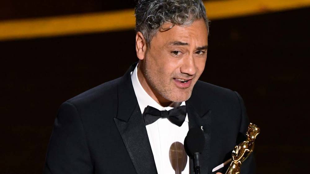 Oscars: Taika Waititi's "First Peoples" Tribute, Chrissy Metz's Mom and More Inside Moments Explained - www.hollywoodreporter.com