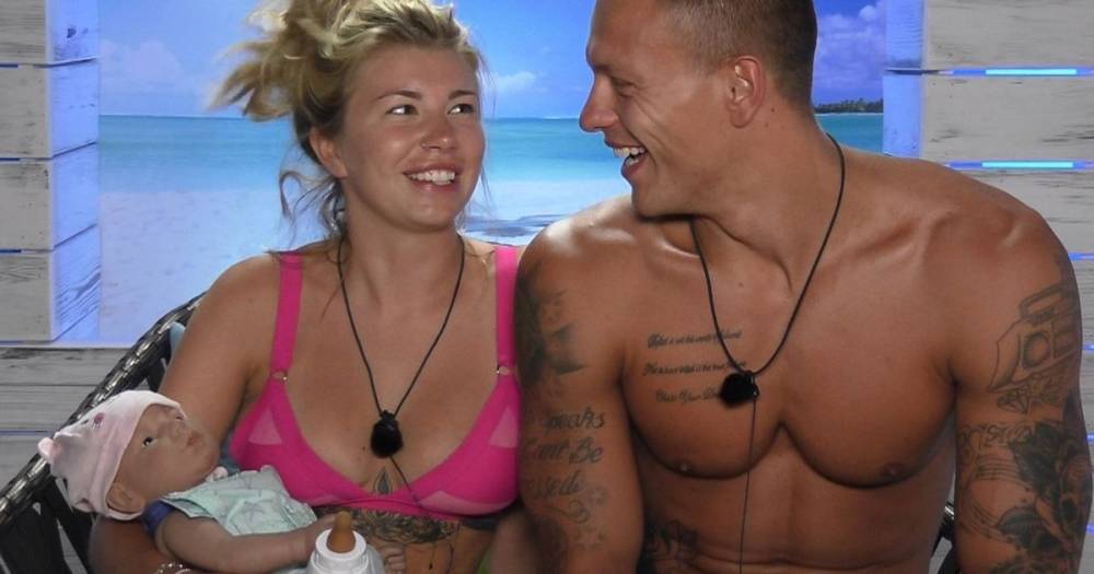 Olivia Buckland and Alex Bowen reveal they had severe trust issues before marriage - www.ok.co.uk - county Love