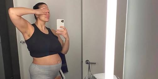 Ashley Graham Shared a Candid Instagram Post About Her Body After Childbirth - www.marieclaire.com