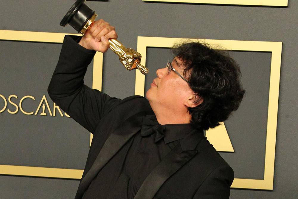Bong Joon-ho stunned he beat Martin Scorsese to Best Director Oscar - www.hollywood.com
