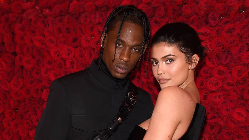 Travis Scott Wasn’t ‘Thrilled’ to See Kylie Hanging With Drake, So He Did Something About It - stylecaster.com