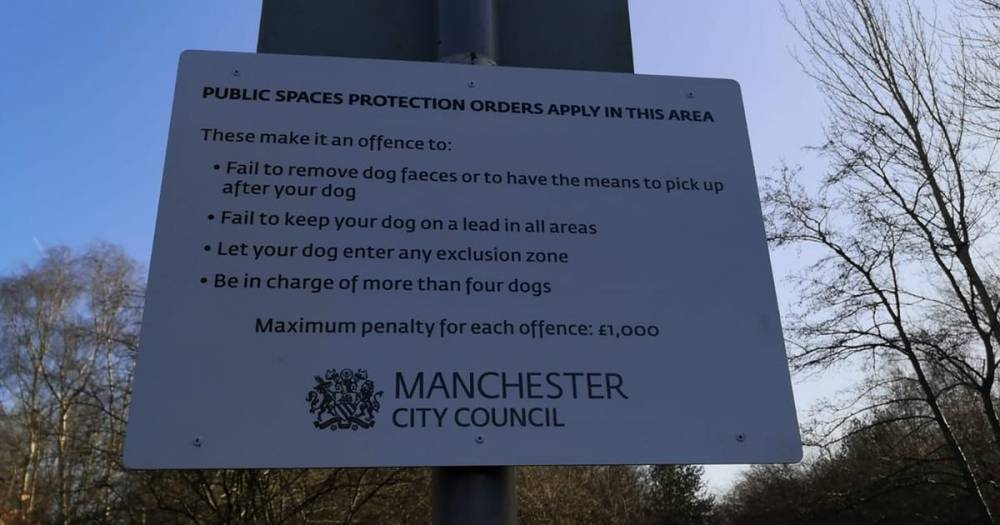 Fury after new sign tells owners to keep dogs on lead in popular park...but it was a big error - www.manchestereveningnews.co.uk - Manchester