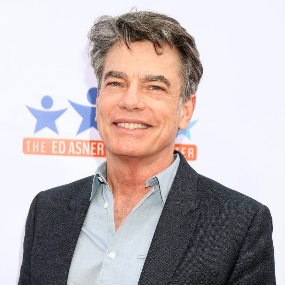 Peter Gallagher keeps in touch with The O.C. cast - www.peoplemagazine.co.za - city Sandy