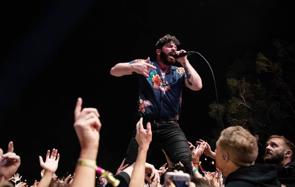 Foals win Best Live Act supported by Copper Dog Whiskey at NME Awards 2020 - www.nme.com - London