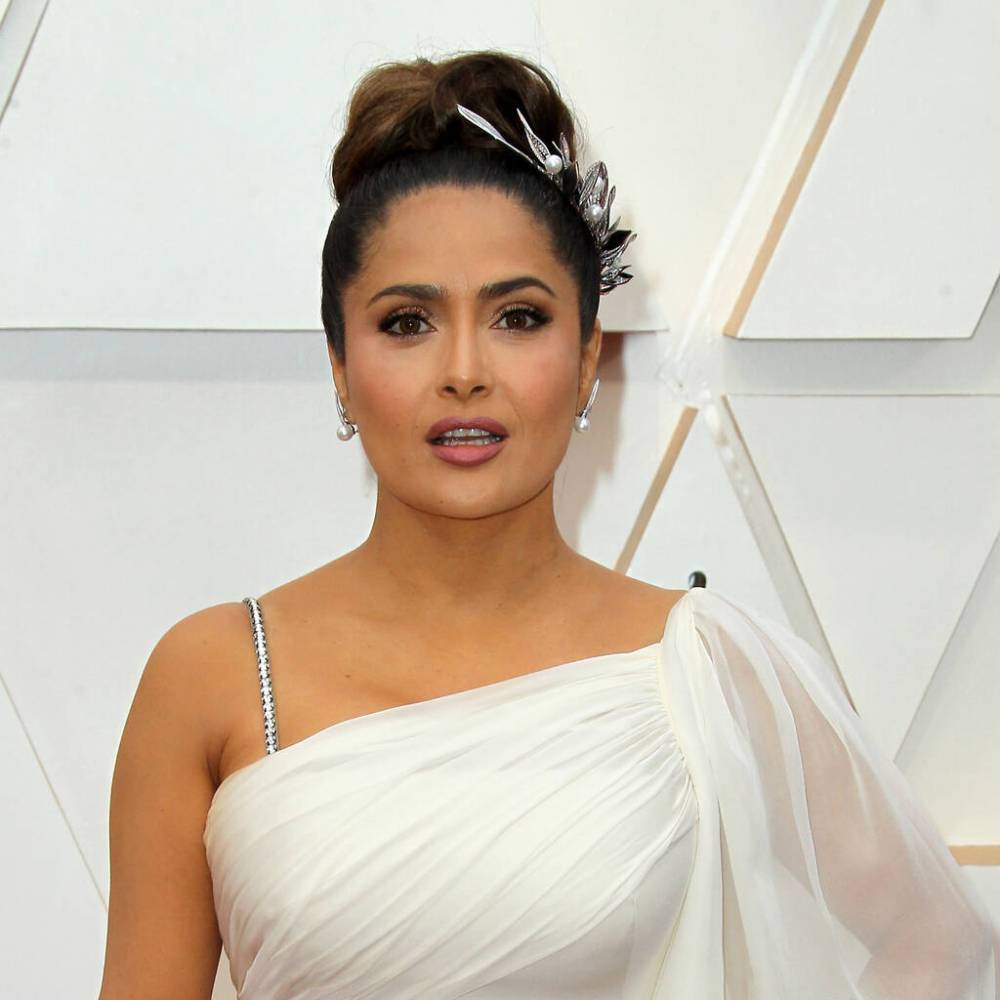 Salma Hayek still red-faced about all-wet meeting with hero Eminem at the Oscars - www.peoplemagazine.co.za - Mexico