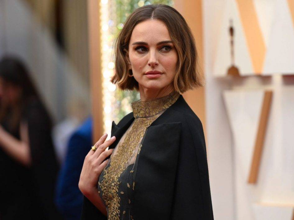 Natalie Portman takes on Rose McGowan's Oscars outfit criticism - torontosun.com - Hollywood