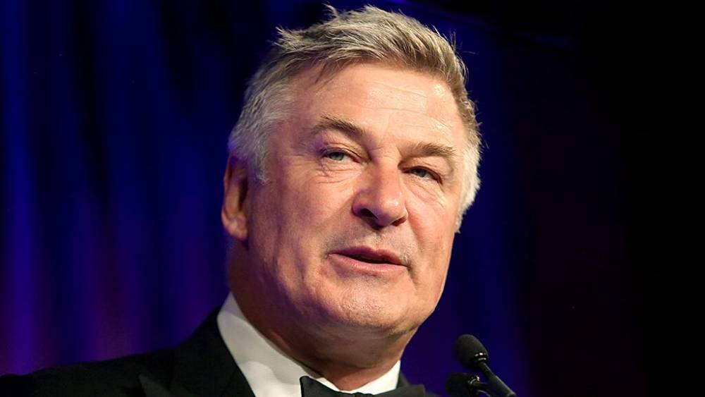 Alec Baldwin compares Trump to Hitler in Twitter rant bashing Republicans - www.foxnews.com