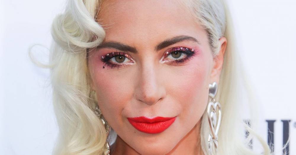 Lady Gaga Pulls Off Bleached Brows Like No One Else Can in This Makeup-Free Selfie - www.usmagazine.com