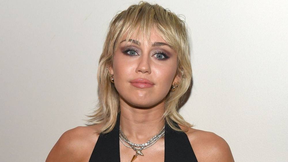 Miley Cyrus Proudly Posts Her NSFW Wardrobe Malfunction on Instagram - www.etonline.com