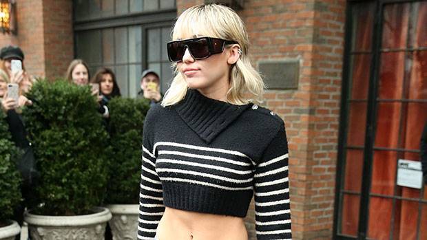 Miley Cyrus Braves Rainy Cold NYC Weather Bares Her Abs In A Crop Top At NYFW - hollywoodlife.com - New York - Manhattan