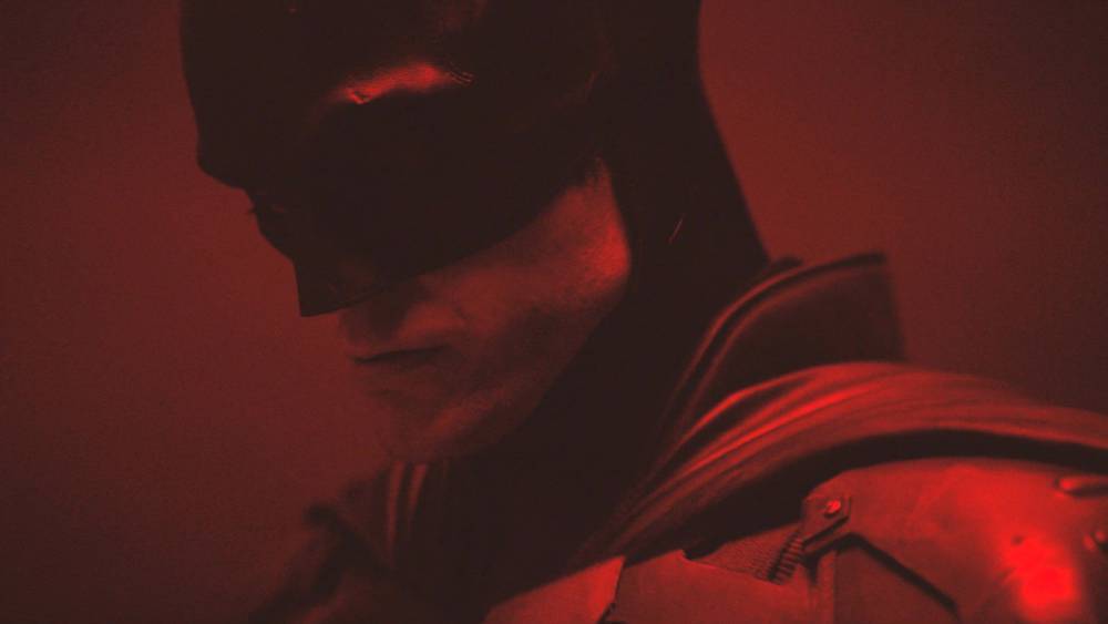 Robert Pattinson’s ‘Batman’ Suit Revealed by Director Matt Reeves - variety.com