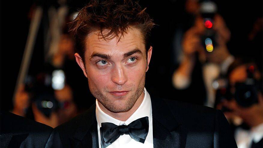 Robert Pattinson's 'Batman' suit revealed for upcoming film - flipboard.com
