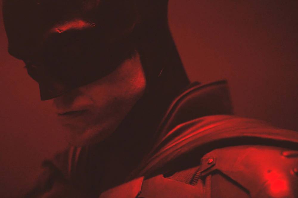 Robert Pattinson’s ‘Batman’ suit revealed, hints at dark reboot - nypost.com