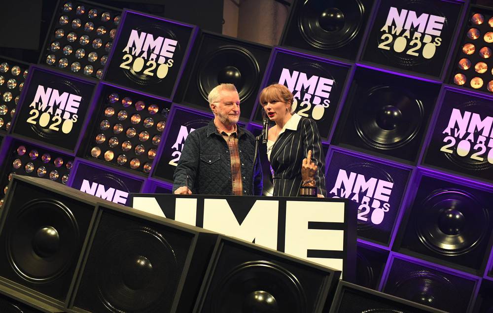 Billy Bragg and Taylor Swift strike up friendship after presenting Godlike Genius at NME Awards 2020 - www.nme.com