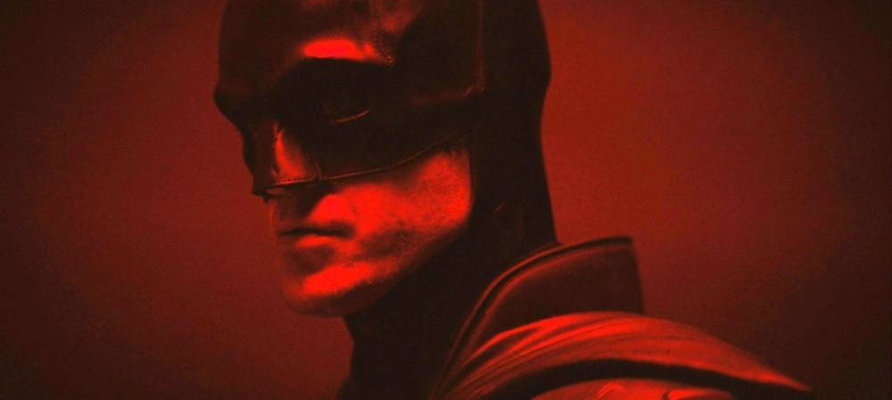 ’Batman’ Fans Think That Robert Pattinson’s Batsuit Is Hiding A Dark Secret - flipboard.com