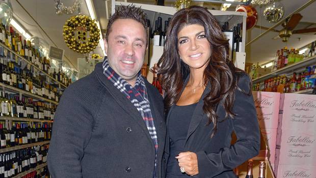 Joe Giudice Sends Love To Ex Teresa On Valentine’s Day After Her New Cheating Claim - hollywoodlife.com - New Jersey