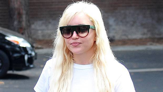 Amanda Bynes, 33, Reveals She’s ‘Engaged’ Shows Off Ring As Fans Want To Know Who’s The Lucky Guy - hollywoodlife.com