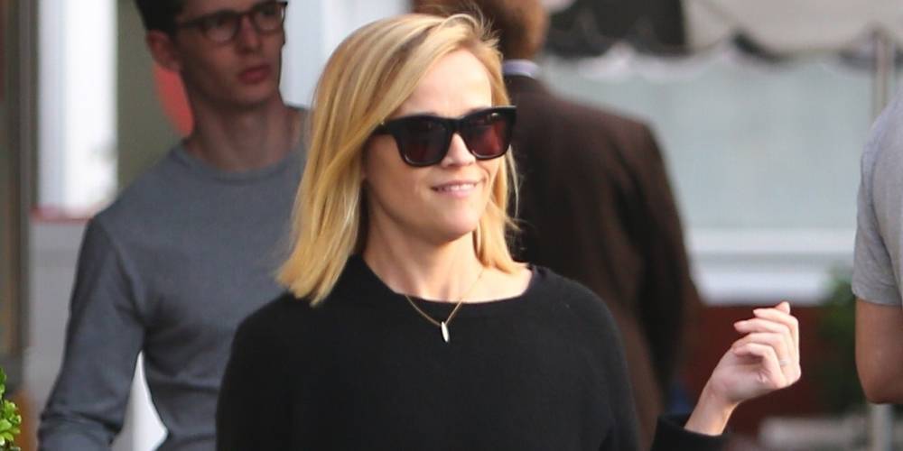 Reese Witherspoon Celebrates Valentine's Day With Cute 'Instagram vs. Reality' Post With Jim Toth - www.justjared.com - Los Angeles