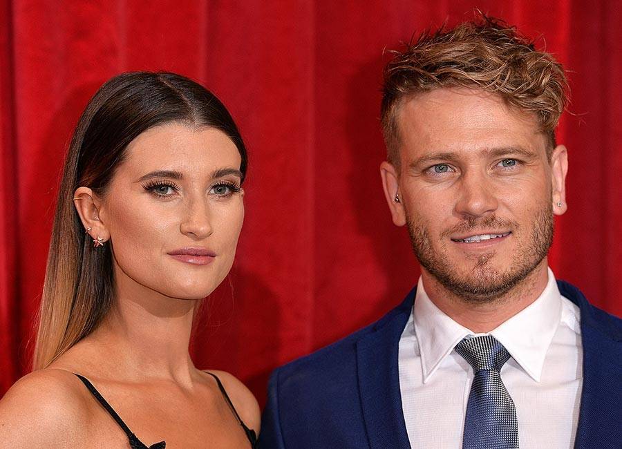 Emmerdale’s Charley Webb and Matthew Wolfenden look unrecognisable in throwback snap - evoke.ie