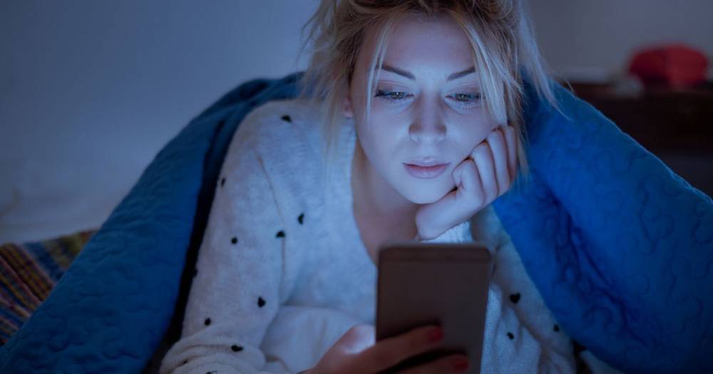 Scots teens face sleep crisis due to mobile phones and social media - www.dailyrecord.co.uk - Scotland