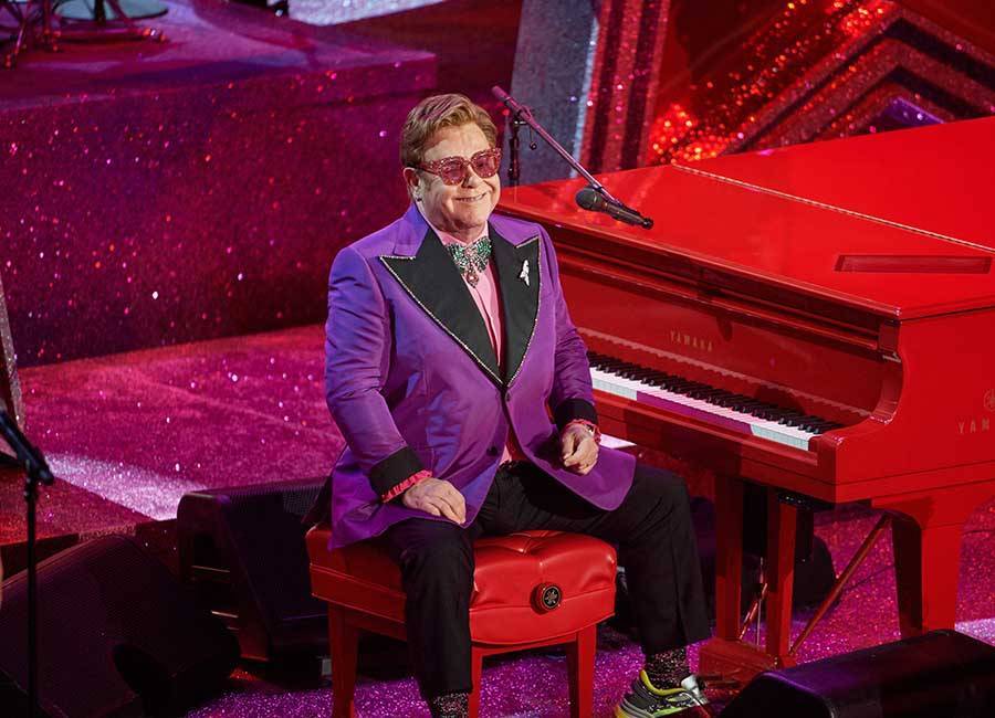 Elton John breaks down on stage upon having to cancel concert early - evoke.ie - New Zealand