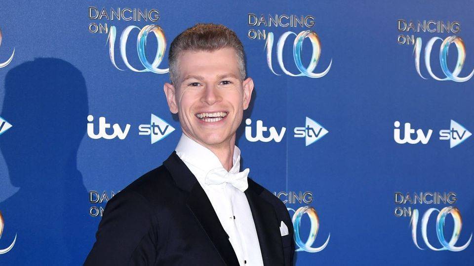 Hamish Gaman PULLS OUT of tonight's Dancing On Ice - heatworld.com