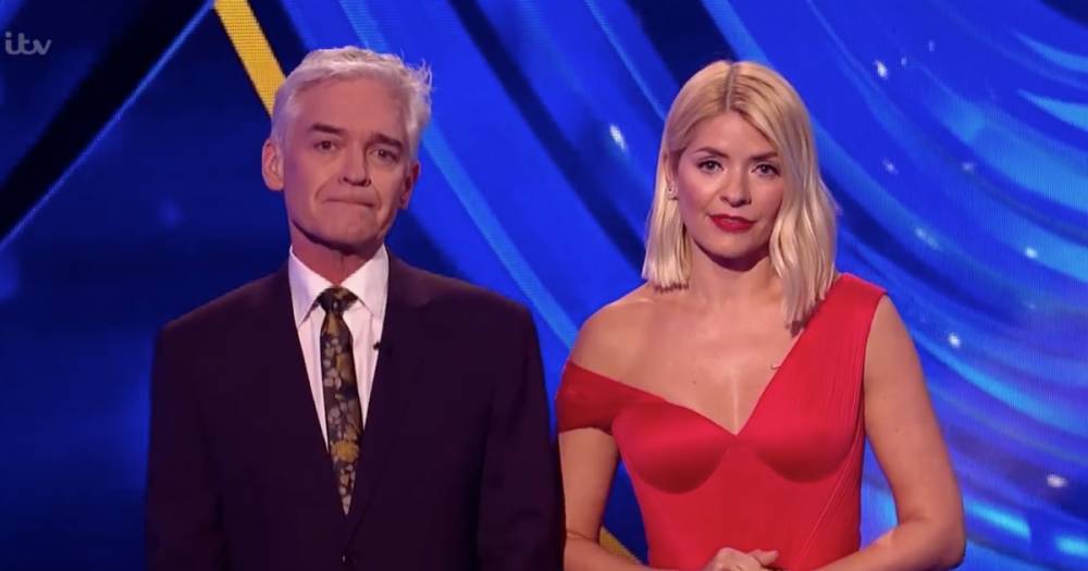 Phillip Schofield and Holly Willoughby pay emotional tribute to Caroline Flack on Dancing On Ice - www.ok.co.uk