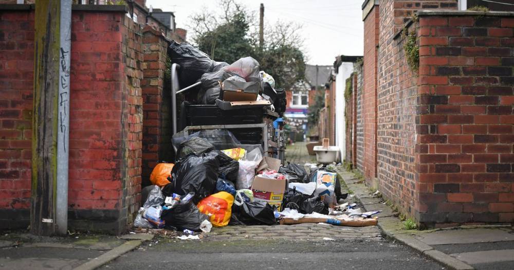 The state of this south Manchester alley is so bad that residents are asking for a council tax refund - www.manchestereveningnews.co.uk - Manchester