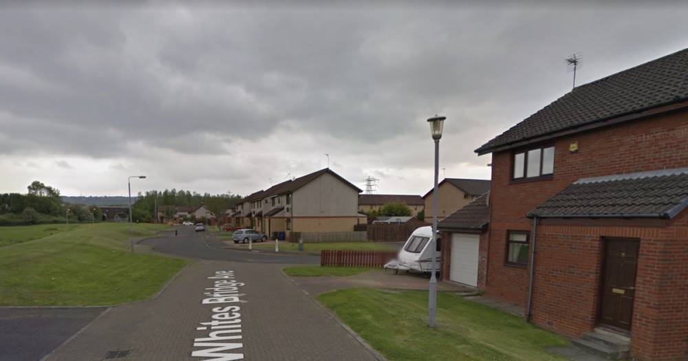 Paisley man gagged and bound by two thugs he invited home after meeting on dating site - www.dailyrecord.co.uk