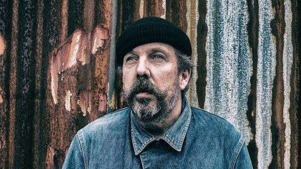 Primal Scream producer Andrew Weatherall dead at 56 - www.breakingnews.ie
