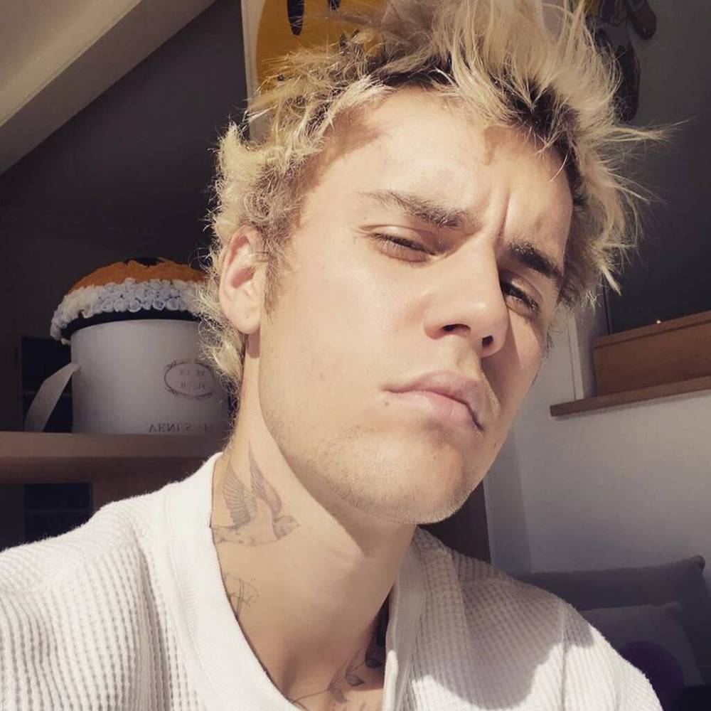 Justin Bieber shaves off moustache - www.peoplemagazine.co.za