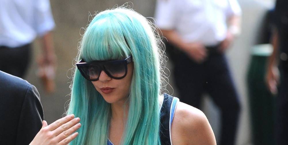 Amanda Bynes Reveals Her Fiancé's Identity One Day After Showing Off Her Big Engagement Ring - www.elle.com