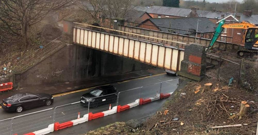 Part of Hyde Road to close this weekend as bridge is demolished - www.manchestereveningnews.co.uk - Manchester