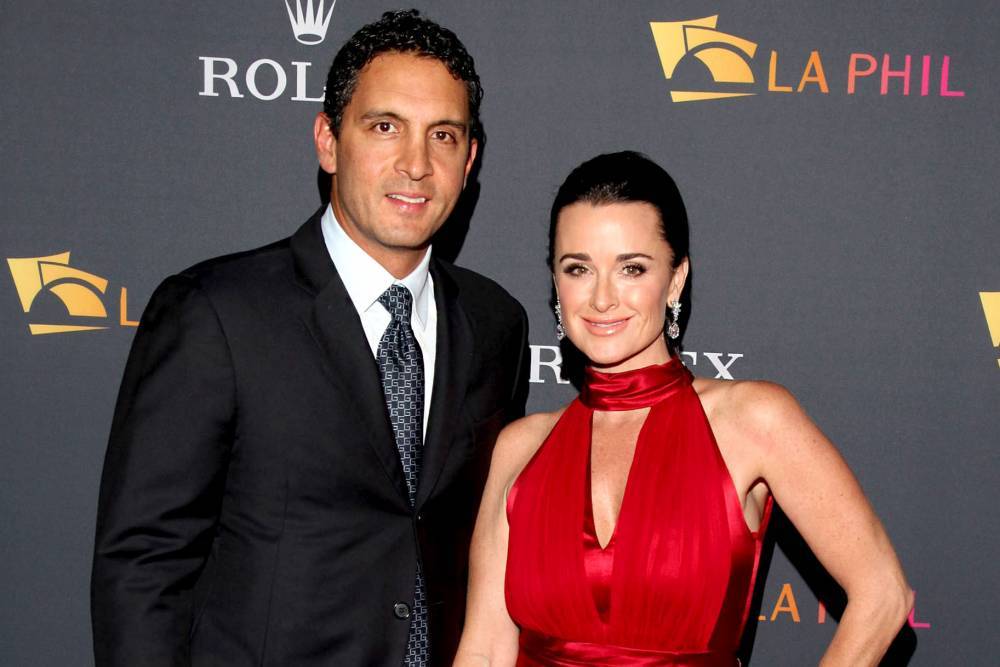 Kyle Richards Reflects on 24-Year Marriage to Mauricio Umansky: “You Hit Forks in the Road” - www.bravotv.com
