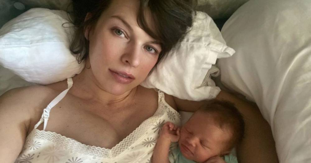 Milla Jovovich Shares ‘Extra Special’ Day With Daughter, 2 Weeks, After Jaundice Diagnosis - www.usmagazine.com