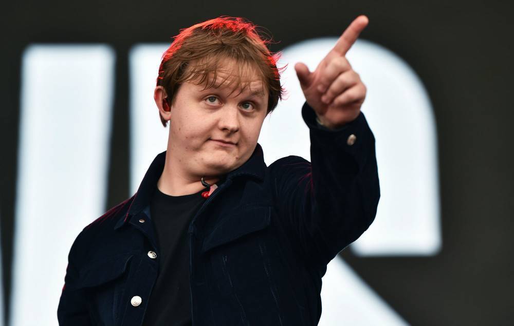 Lewis Capaldi says he wants to do the next ‘James Bond’ theme song - www.nme.com