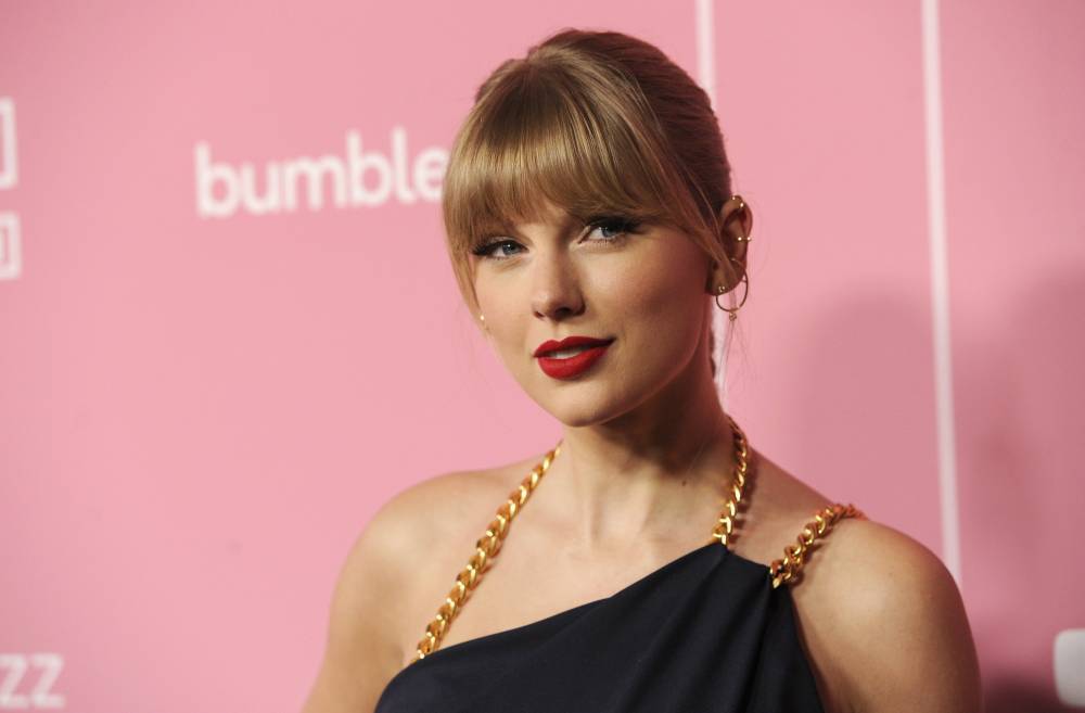 Taylor Swift's father safe after fight with burglar - flipboard.com - Florida - county Bay