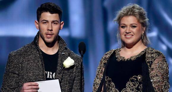 VIDEO: Blake Shelton and John Legend join Nick Jonas for epic Jealous cover but Kelly Clarkson steals the show - www.pinkvilla.com - France - Las Vegas - Netherlands