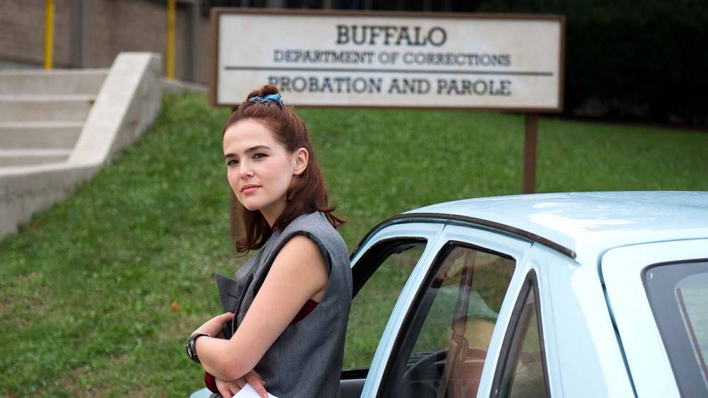 Zoey Deutch Opens Up About the Social Commentary on Student Loan Debt in 'Buffaloed' - www.hollywoodreporter.com - New York - county Buffalo