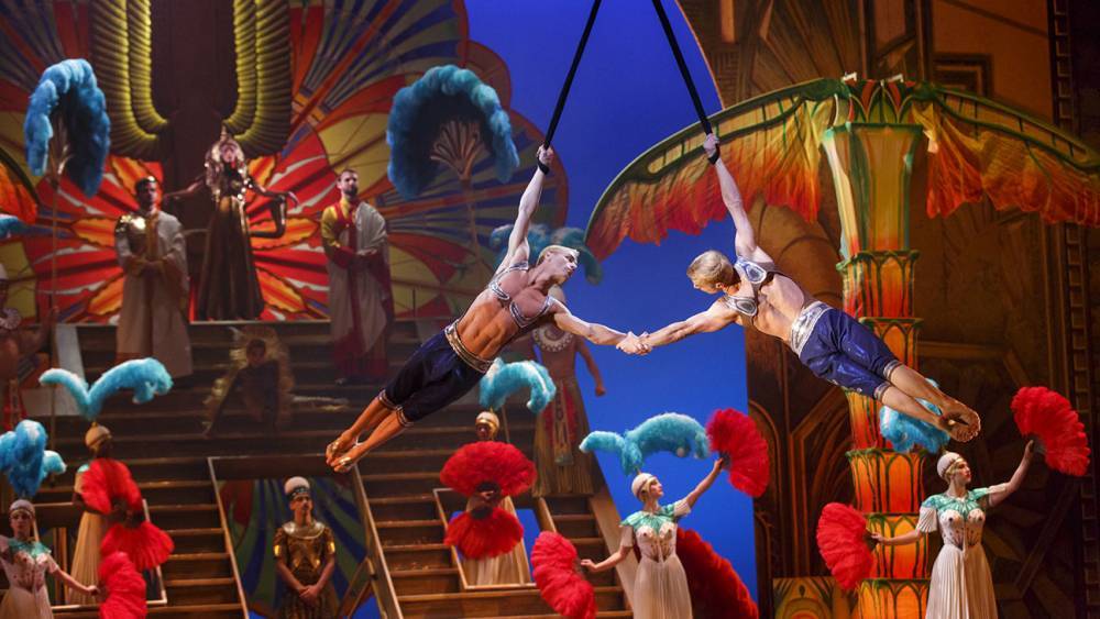 Cirque du Soleil Founder Sells Stake to Pension Fund Giant - www.hollywoodreporter.com - China - USA - Las Vegas