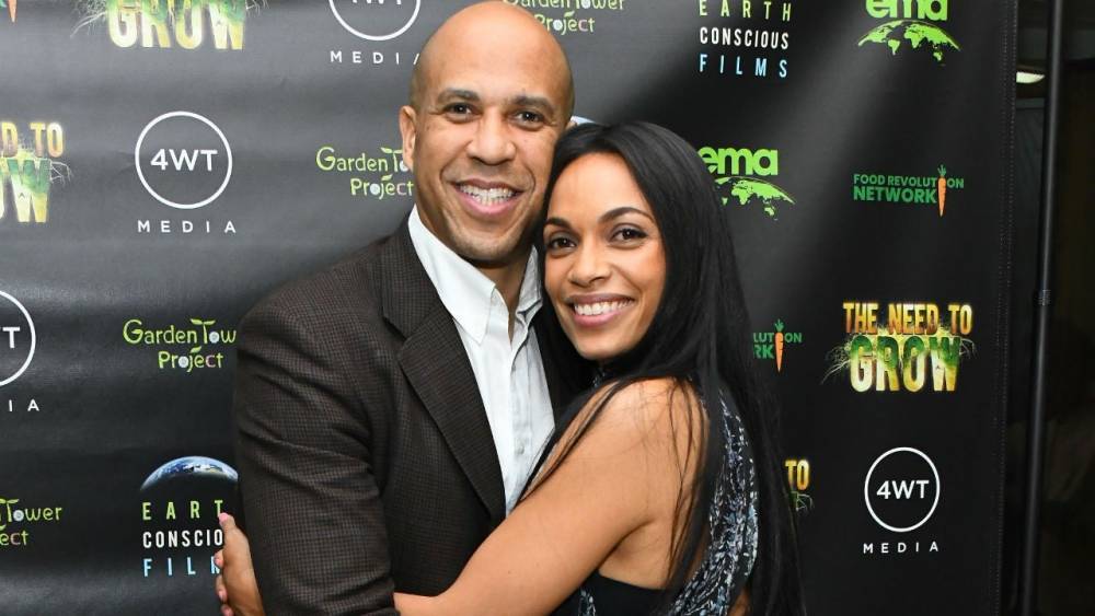Rosario Dawson Clarifies Her Sexuality and Relationship With Cory Booker - www.etonline.com