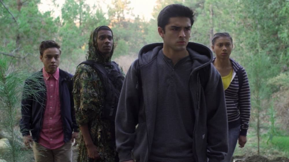 'On My Block' Season 3: See the Ominous Teaser Trailer and First-Look Photos - www.etonline.com