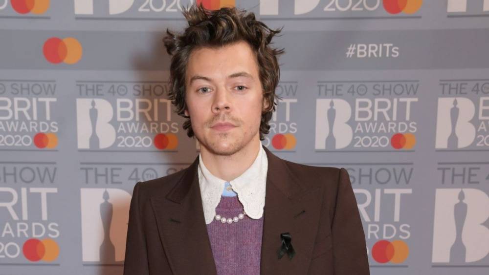 Harry Styles Honors Late Ex Caroline Flack at Brit Awards After Being Held at Knifepoint - www.etonline.com - London