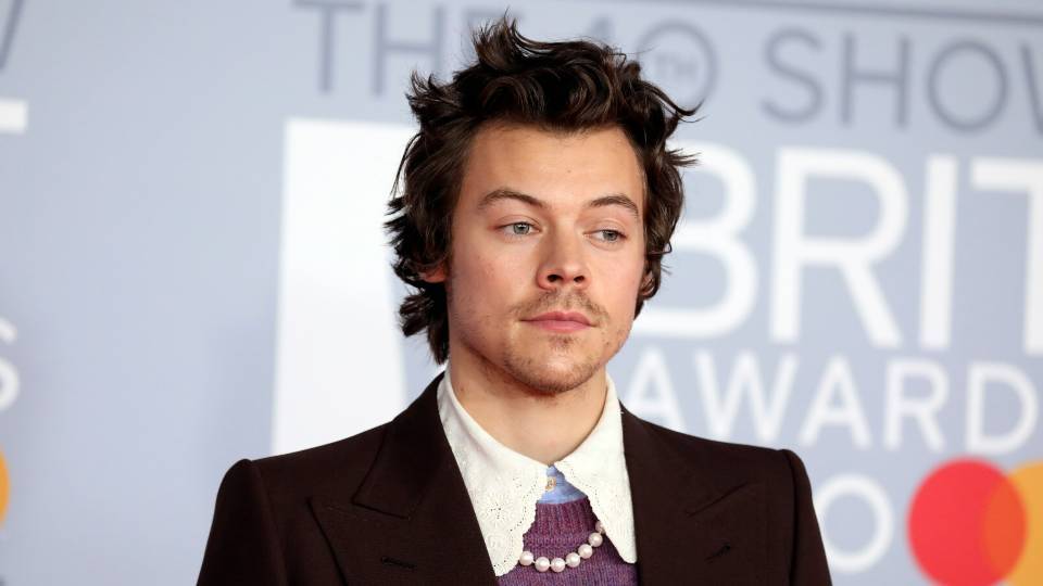 Harry Styles Honored His Late Ex Caroline Flack in the Best Way at the BRIT Awards - stylecaster.com