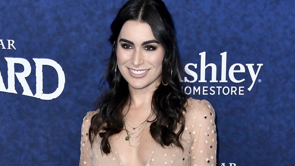 Ashley Iaconetti Doubts 'Bachelor' Peter Weber Is Actually In Love With 3 Women: 'He's Infatuated' (Exclusive) - www.etonline.com - Cuba - county Love